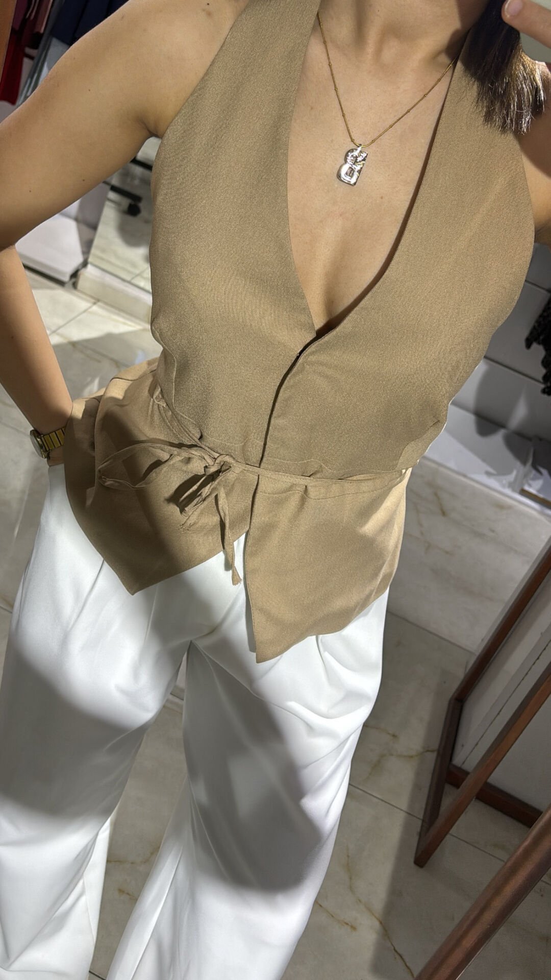 Camel Sırt Dekolteli İp Kemer Tasarım Yelek