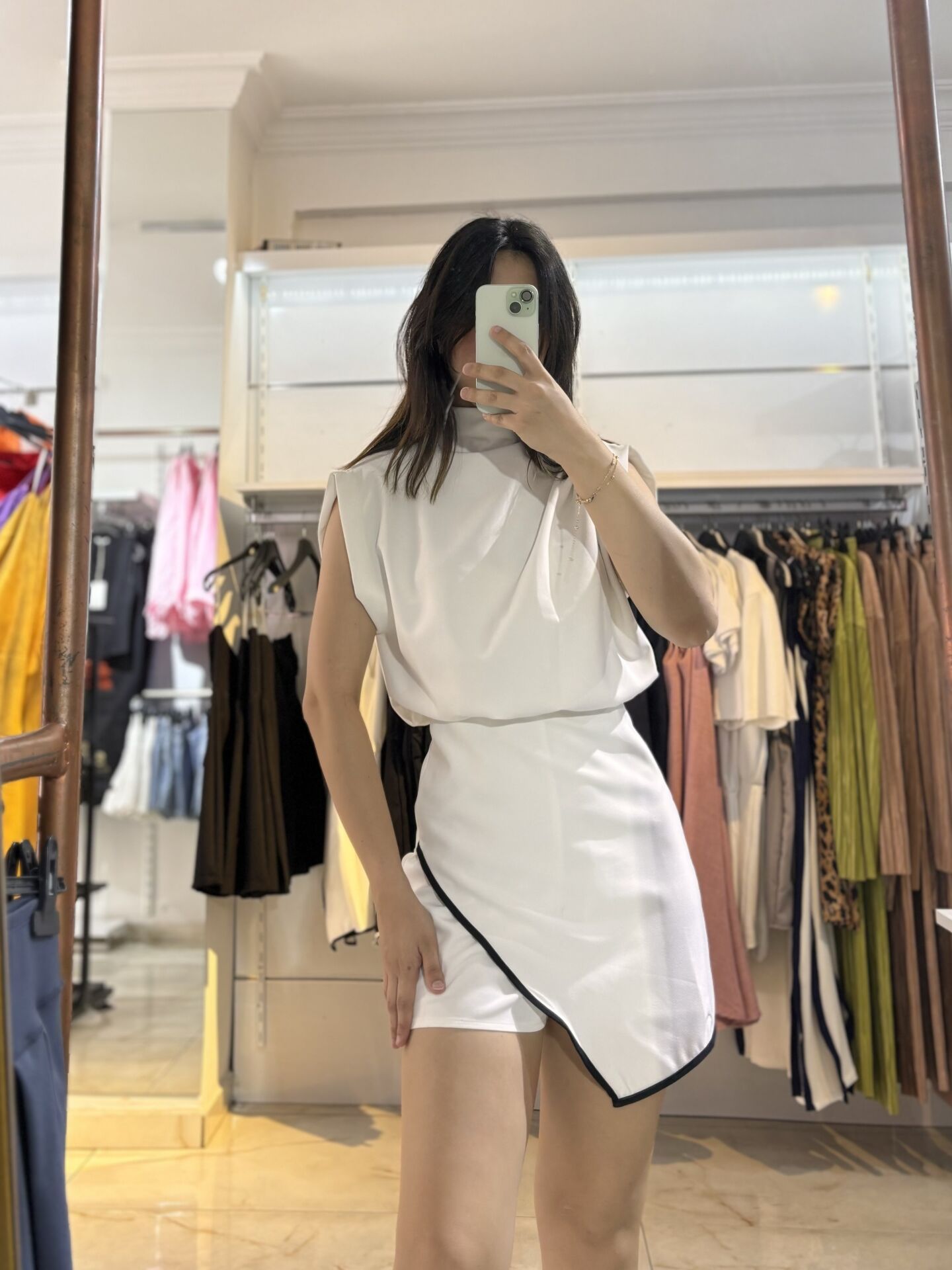 Beyaz Orijinal Marka Model Tulum Elbise